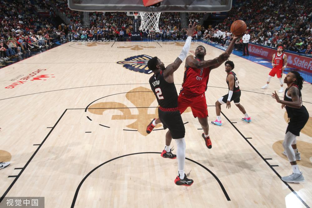 但在本场与 但在本场与